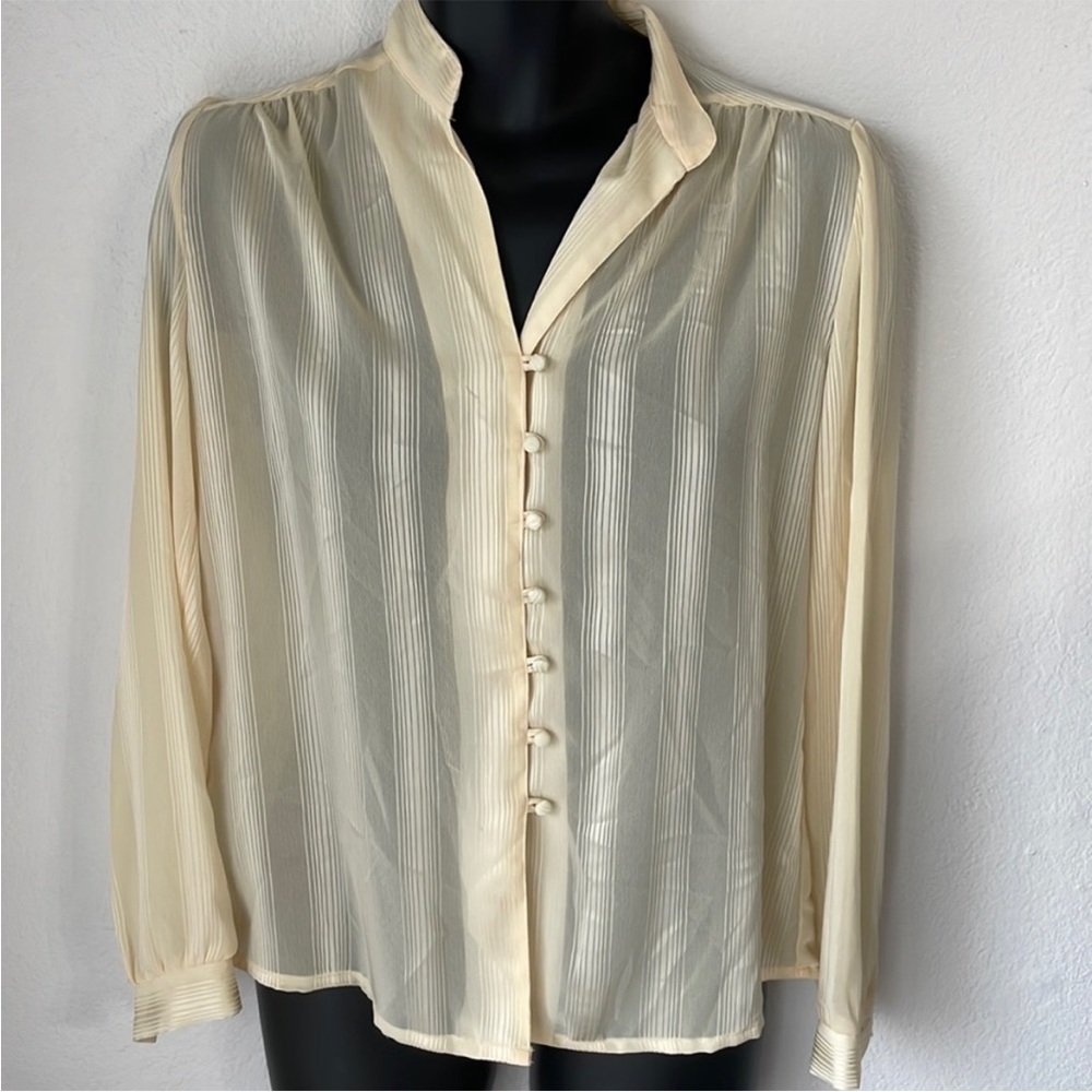 Nicola Vintage Flowy Top‎